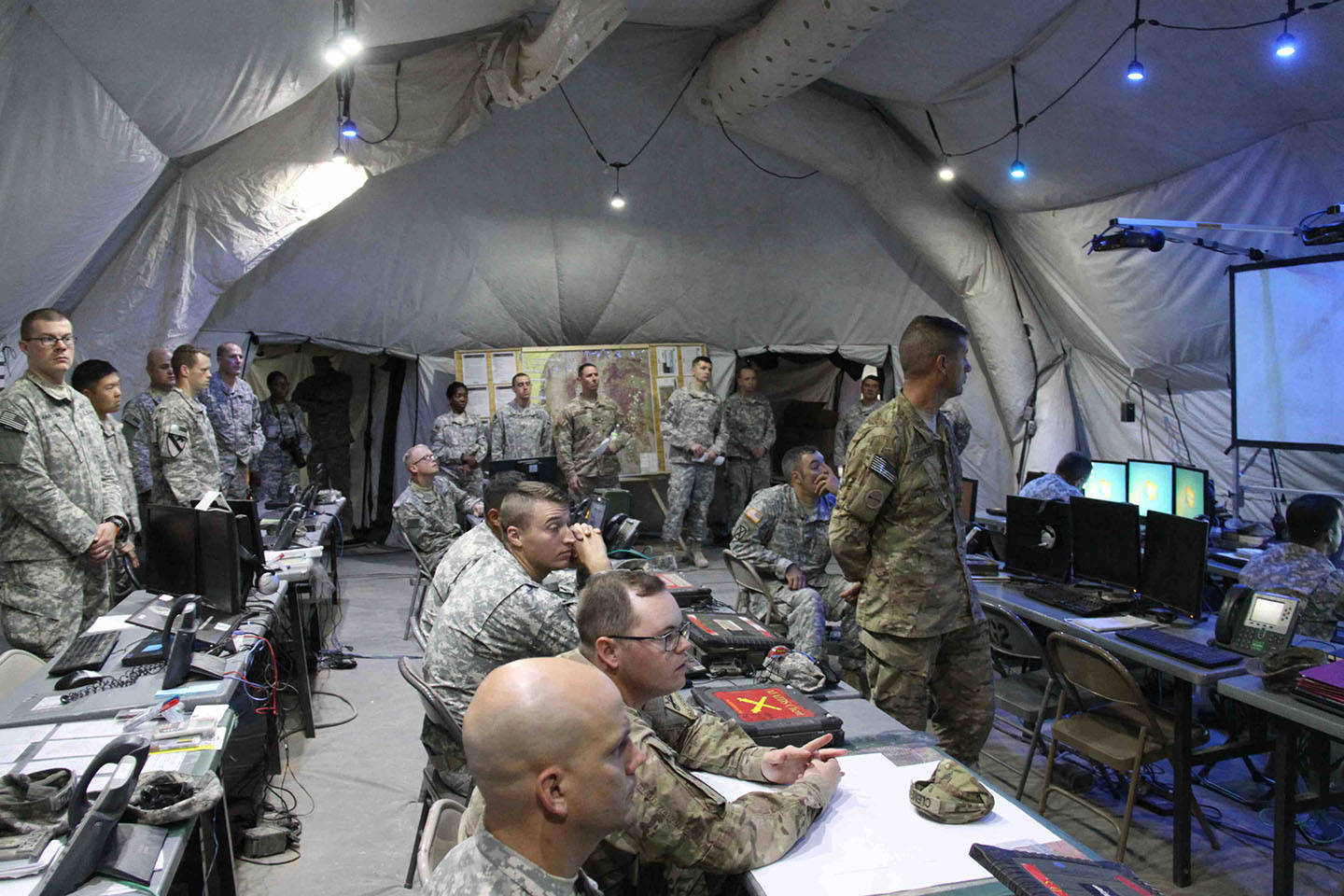 2015 Sept - Army WIN-T Enables Mission Command and Command Post at NIE 16.1