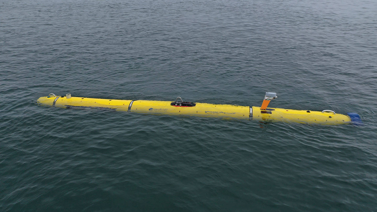 Redesigned Bluefin-12 UUV In Water 2