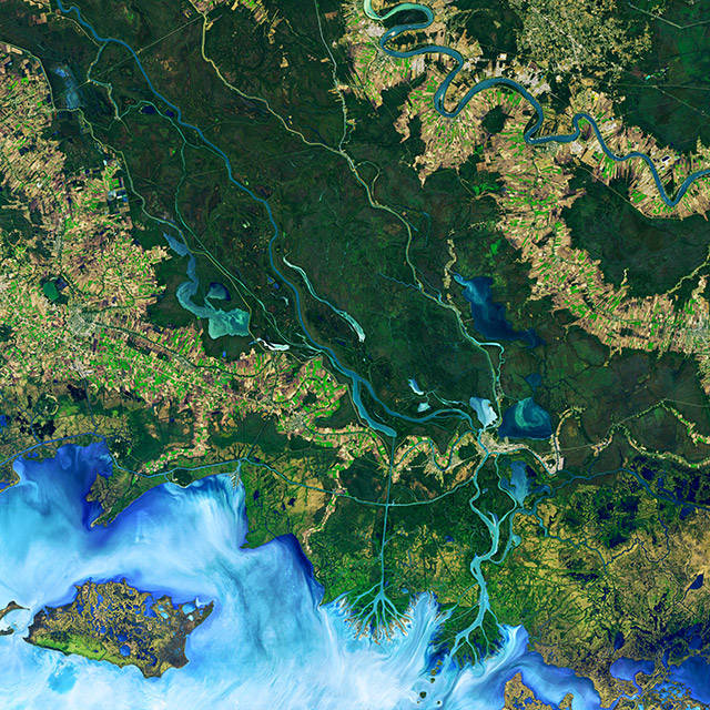 NASA - Landsat Mission - Mississippi Oil