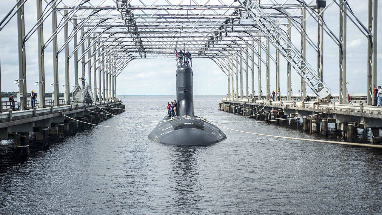 Virginia-class attack submarine USS North Dakota SSN 784 at the Trident Refit Facility