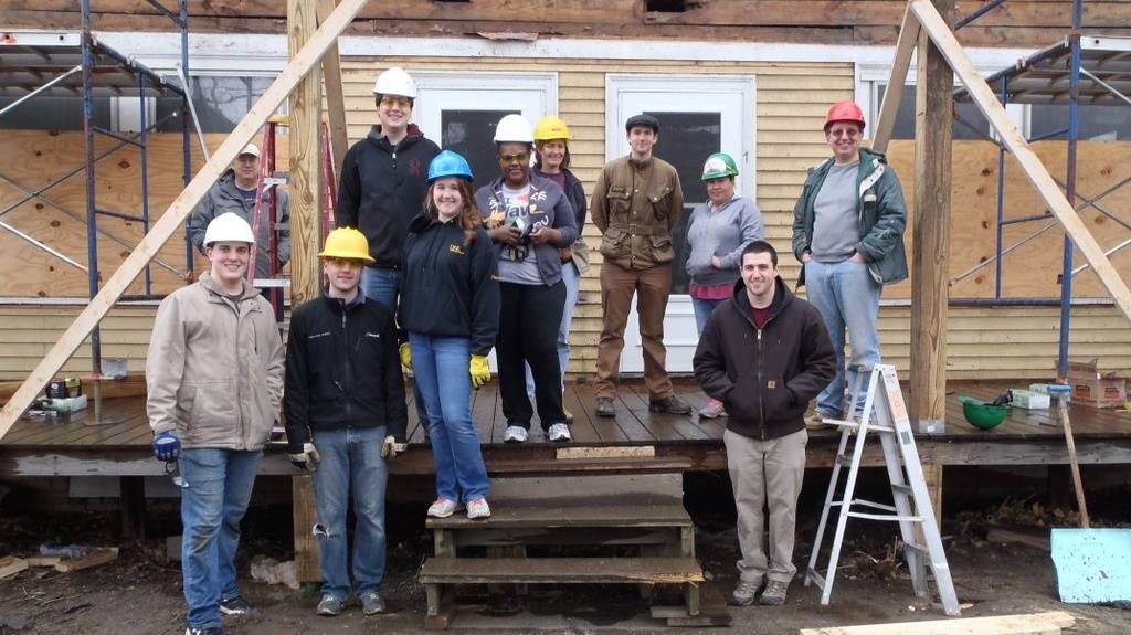 gd employees renovate a home for habitat for humanity