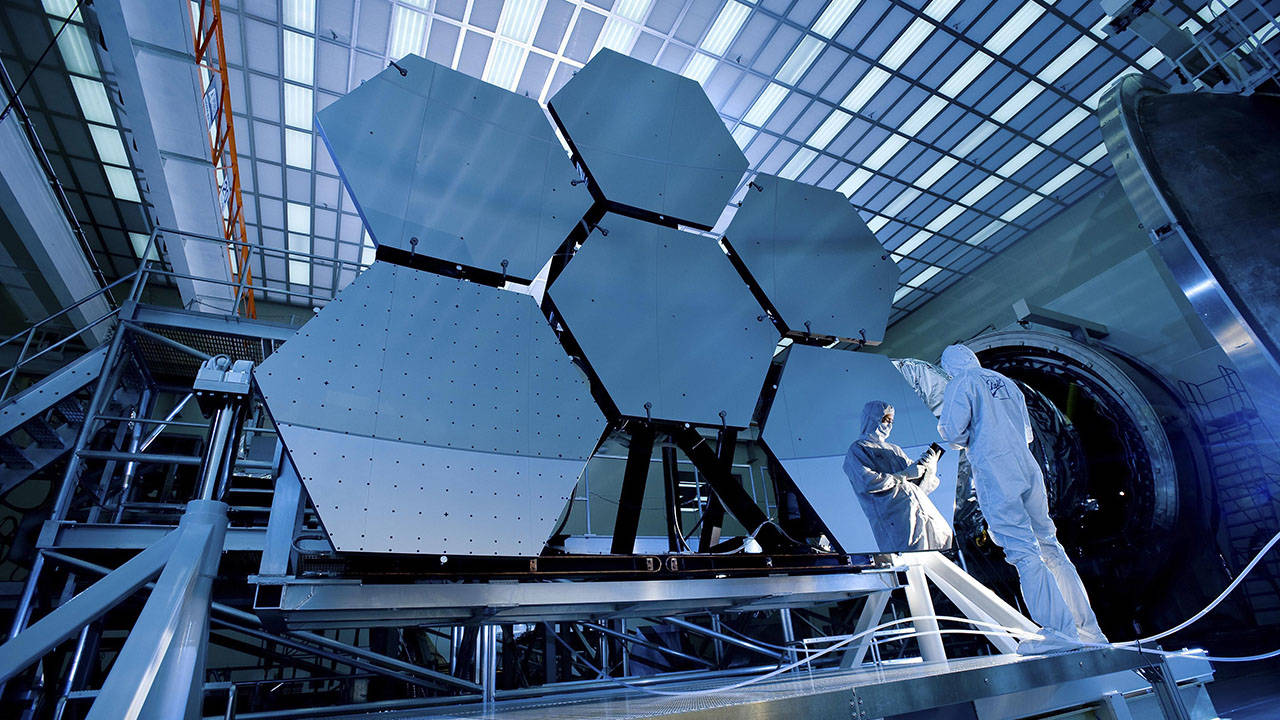 James Webb Space Telescope JWST beryllium mirror segments cryogenic testing